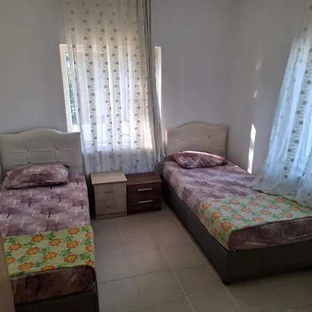 Oeren Oertur Evleri Feriehus *